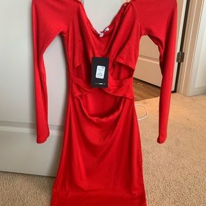 Fashion Nova Dresses - Off shoulder Midi dress Fashion Nova Dresses - Off shoulder Midi dress